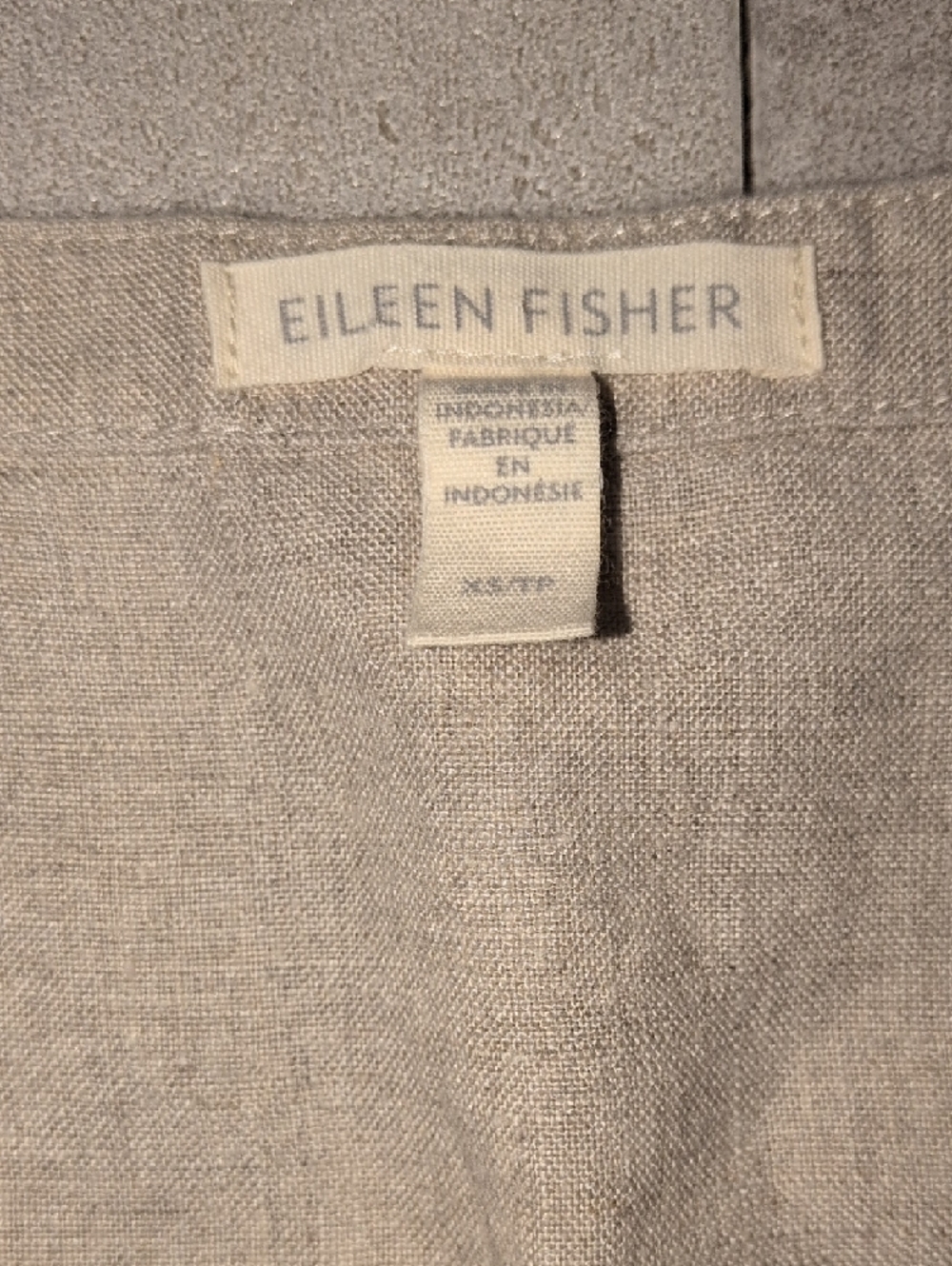 Eileen Fisher Tan Linen-Blend Button Vest - Picture 2 of 5
